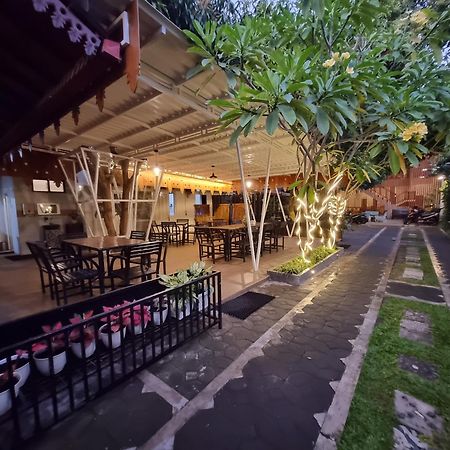 Hotel Omah Nayan Maguwo Esterno foto