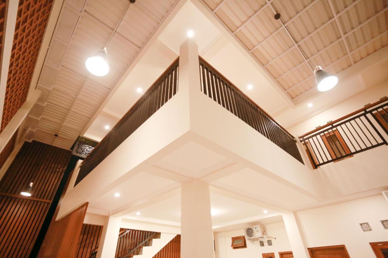 Hotel Omah Nayan Maguwo Esterno foto