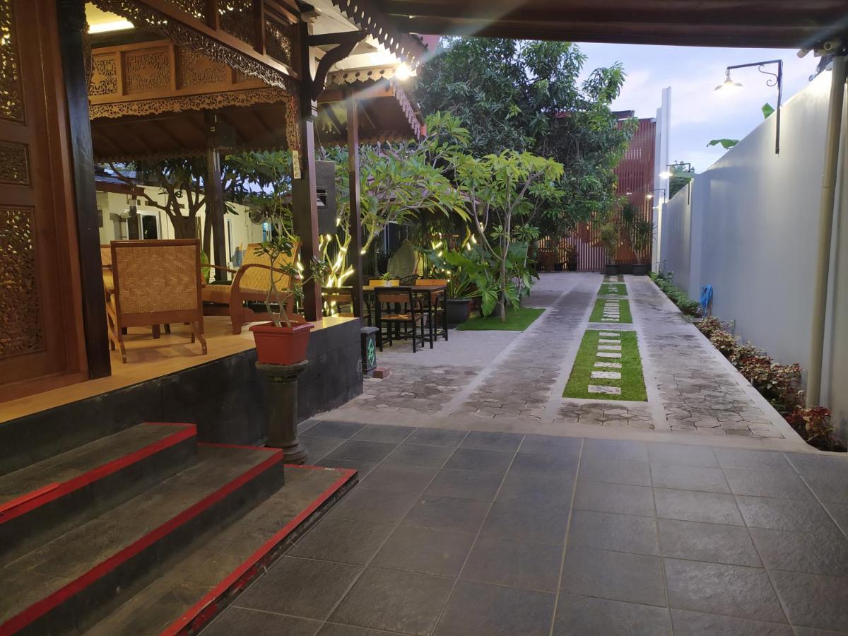 Hotel Omah Nayan Maguwo Esterno foto
