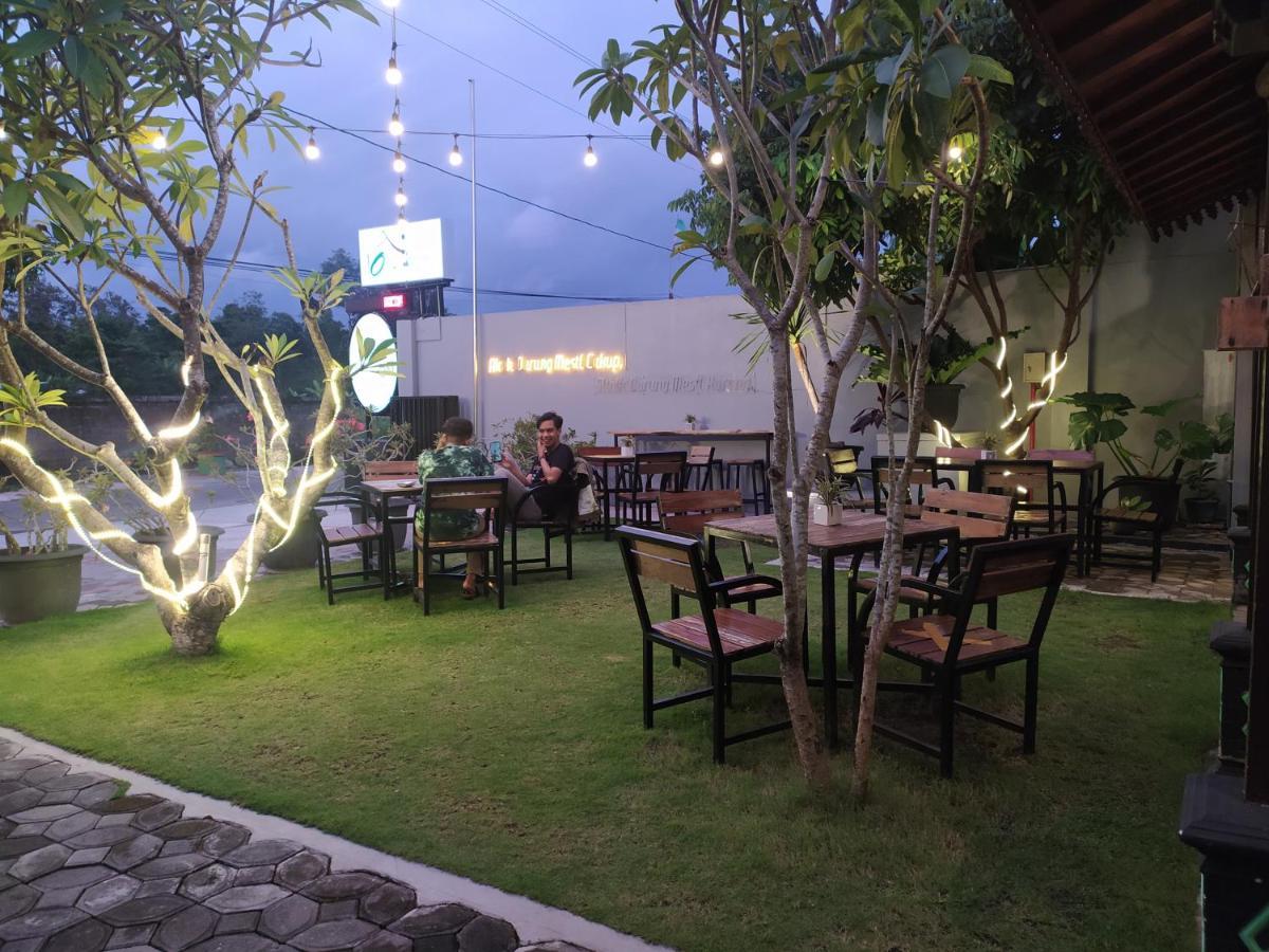 Hotel Omah Nayan Maguwo Esterno foto