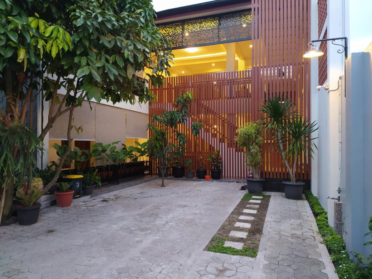 Hotel Omah Nayan Maguwo Esterno foto