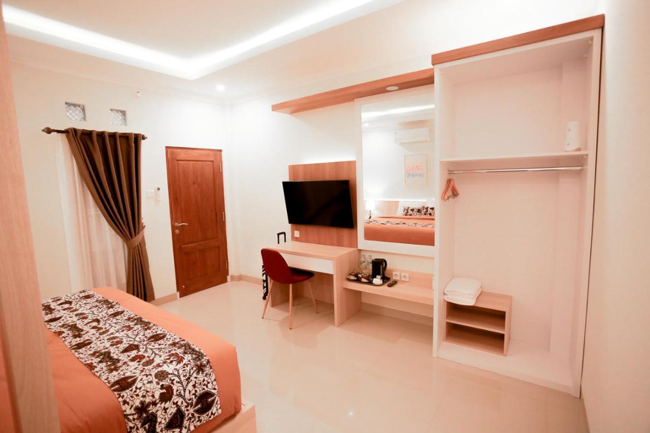 Hotel Omah Nayan Maguwo Esterno foto