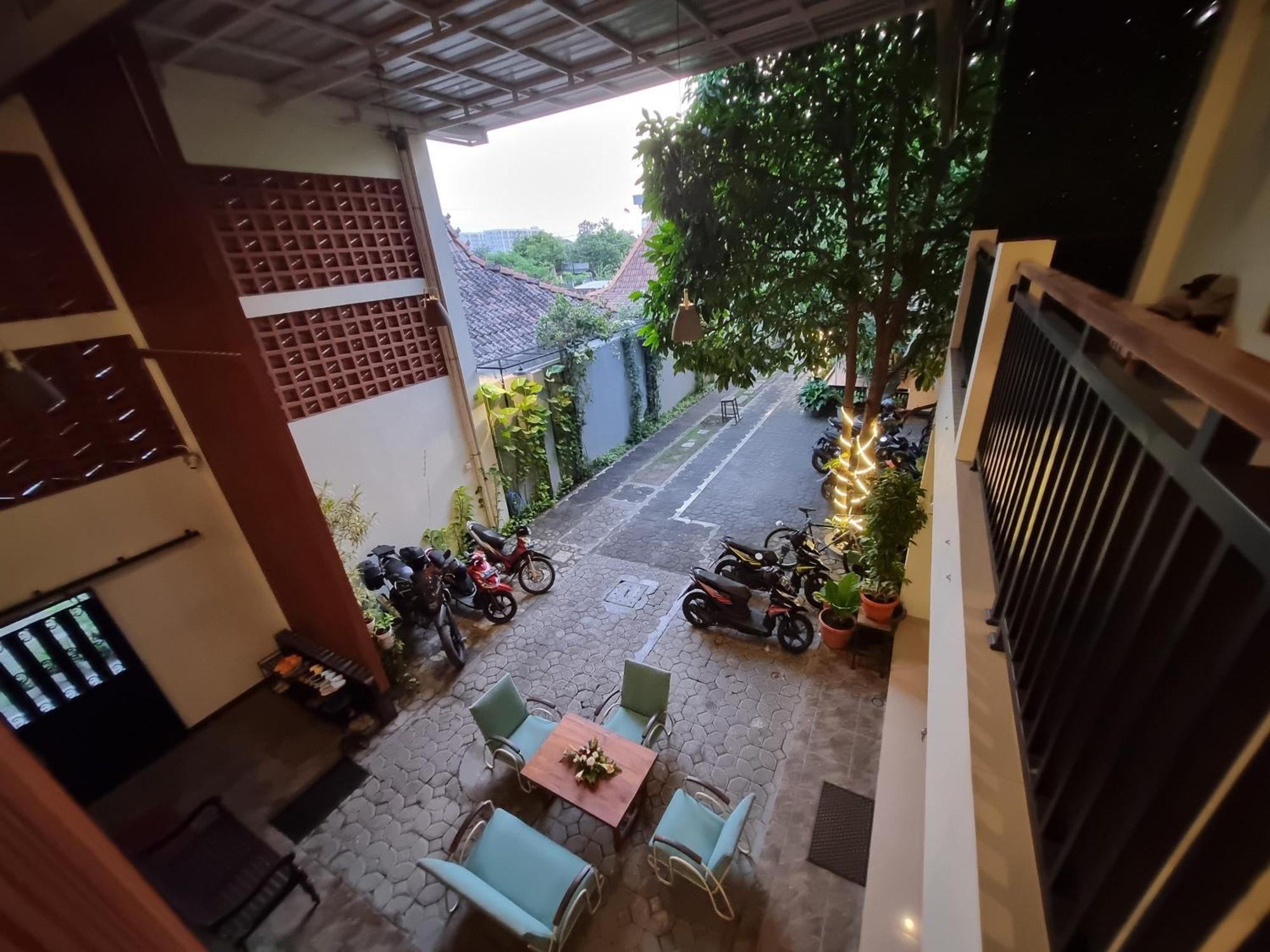 Hotel Omah Nayan Maguwo Esterno foto