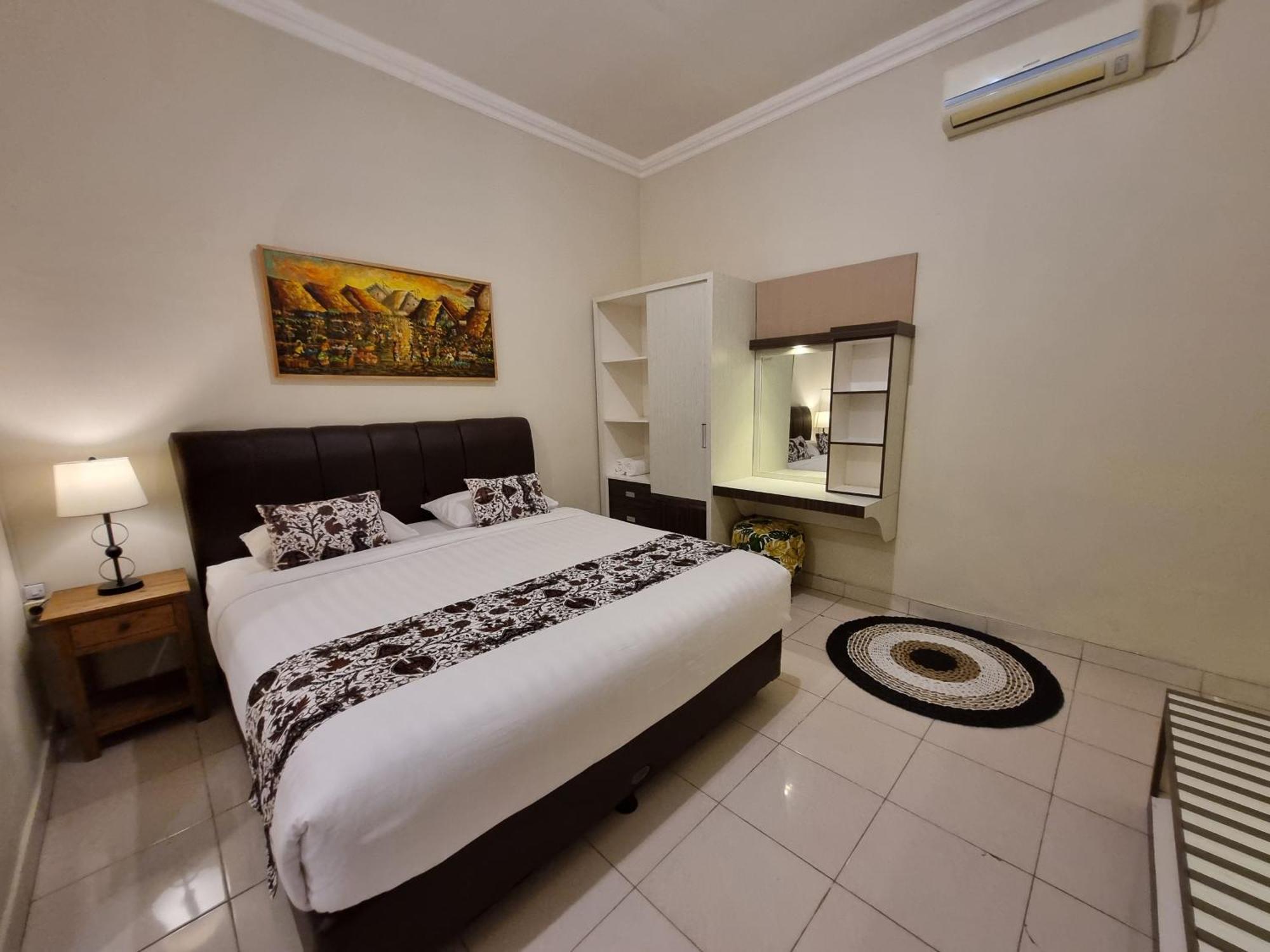 Hotel Omah Nayan Maguwo Esterno foto